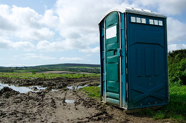 Best Portable Restroom Setup and Delivery  in Tustin, CA